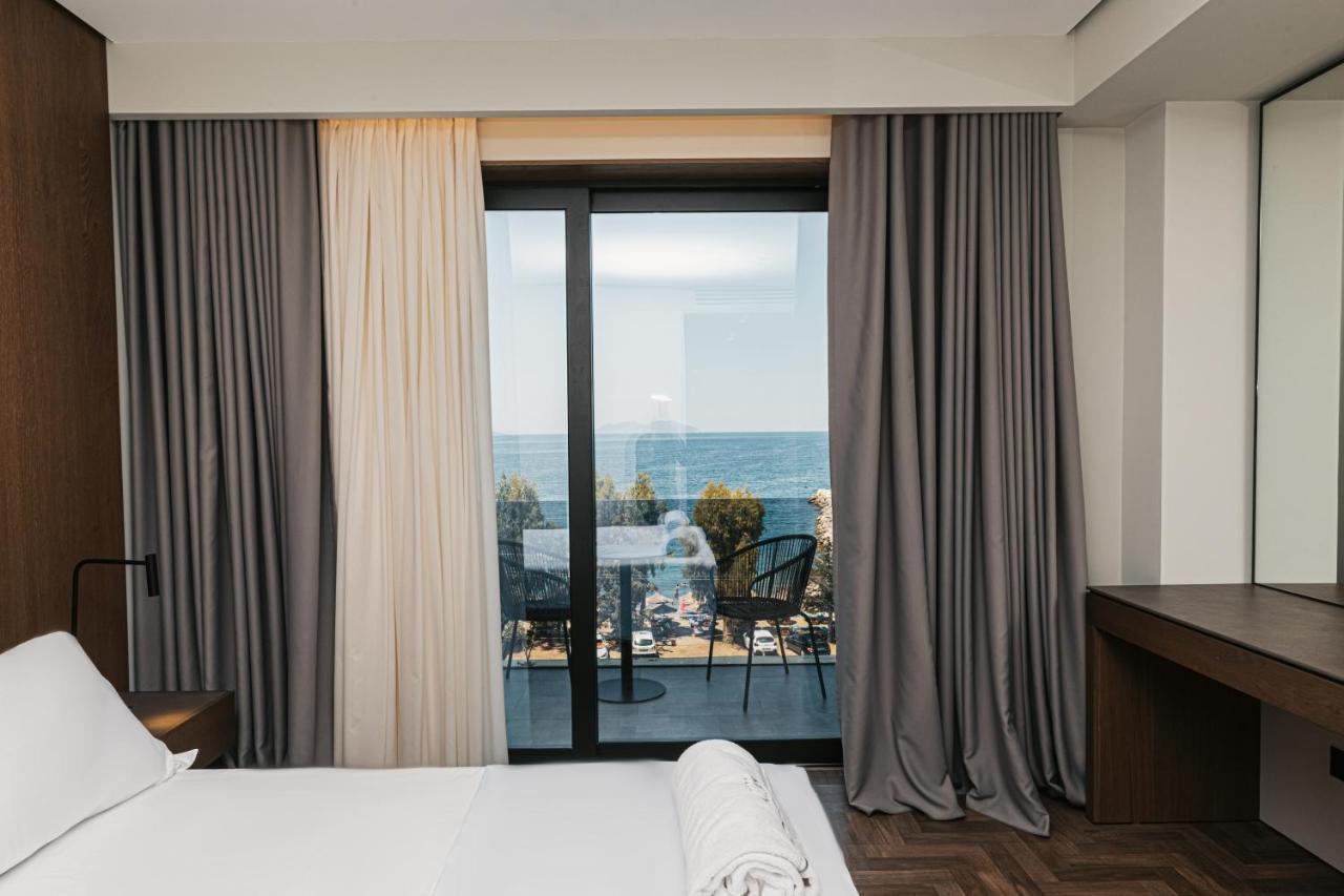 Mazarine Hotel, Vlore, Albania Radhimë Dış mekan fotoğraf